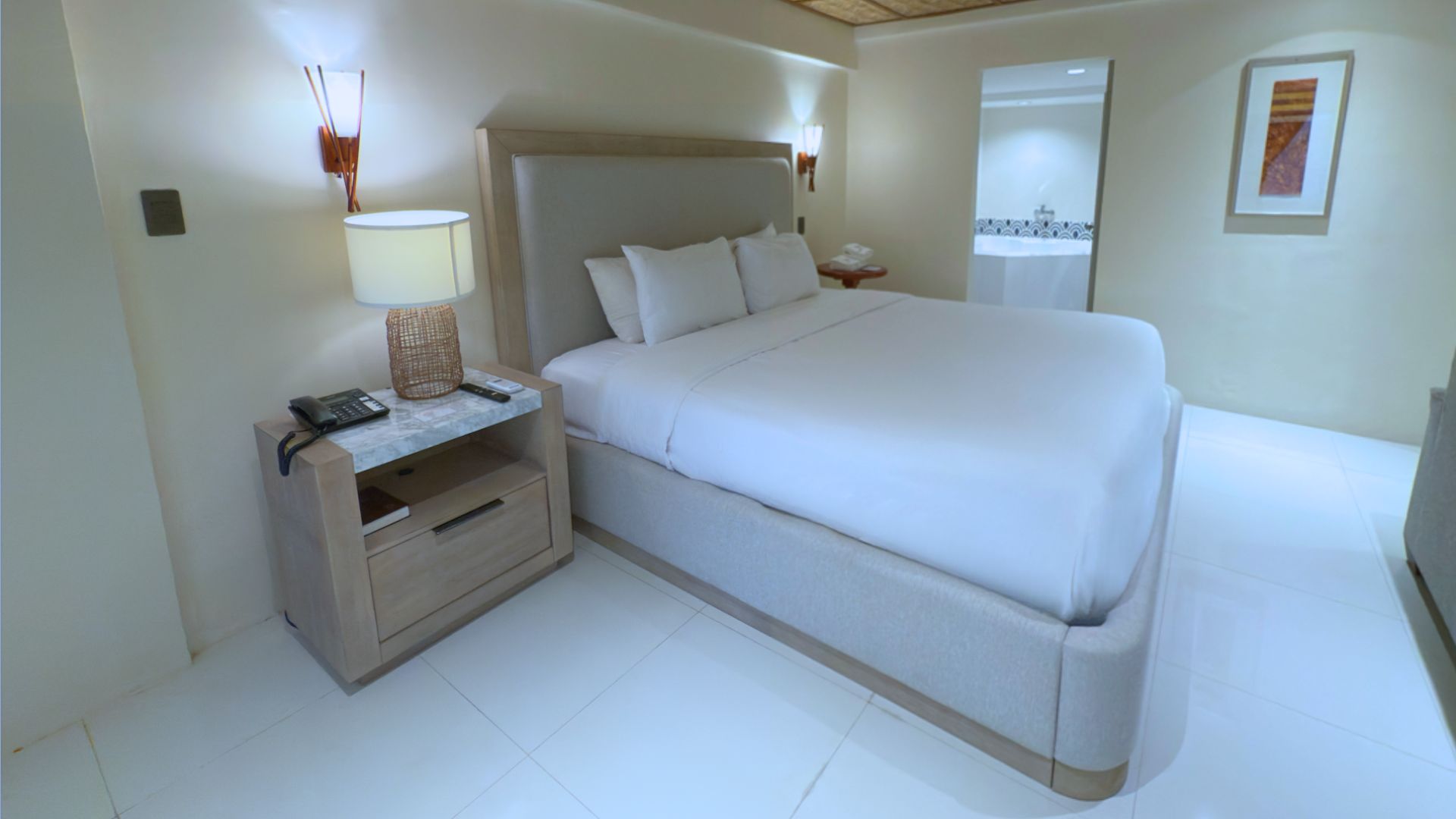 Deluxe Family Room Pool View