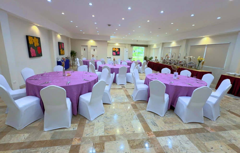 Stay at {{BEST_PROPERTY_KEYWORD}} in Mojica St, Subic, 2209 Zambales, Philippines with amazing offers