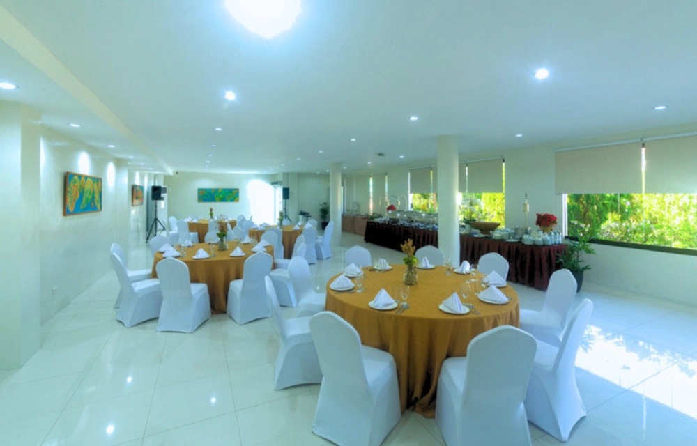 Stay at {{BEST_PROPERTY_KEYWORD}} in Mojica St, Subic, 2209 Zambales, Philippines with amazing offers