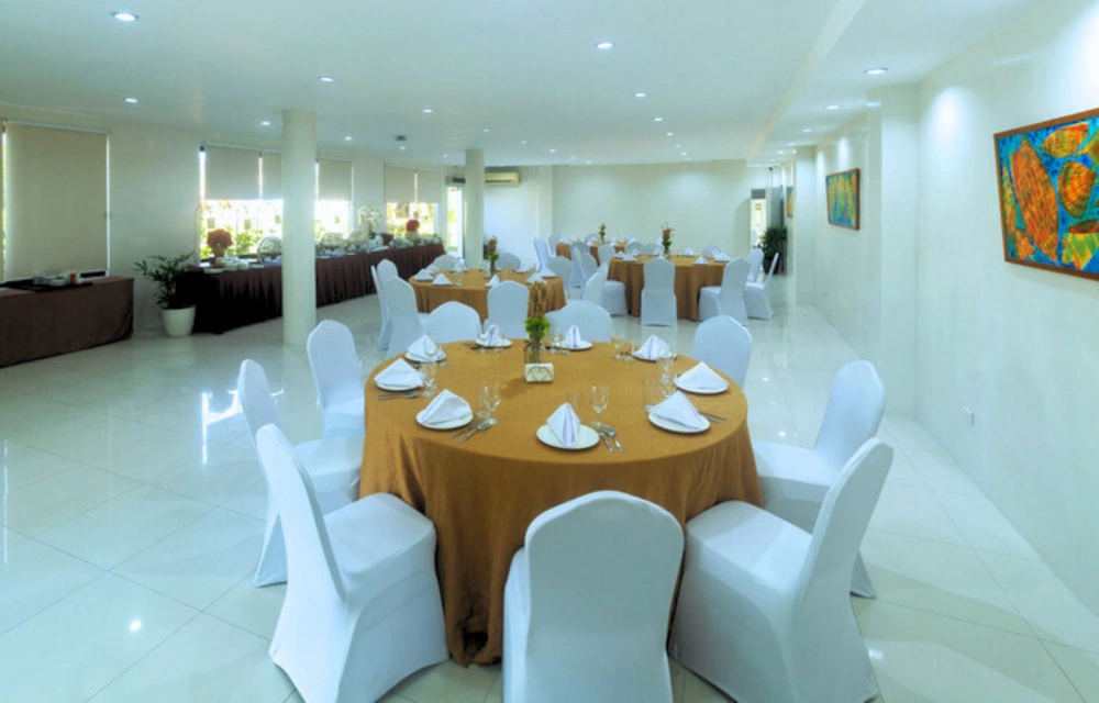 Stay at {{BEST_PROPERTY_KEYWORD}} in Mojica St, Subic, 2209 Zambales, Philippines with amazing offers